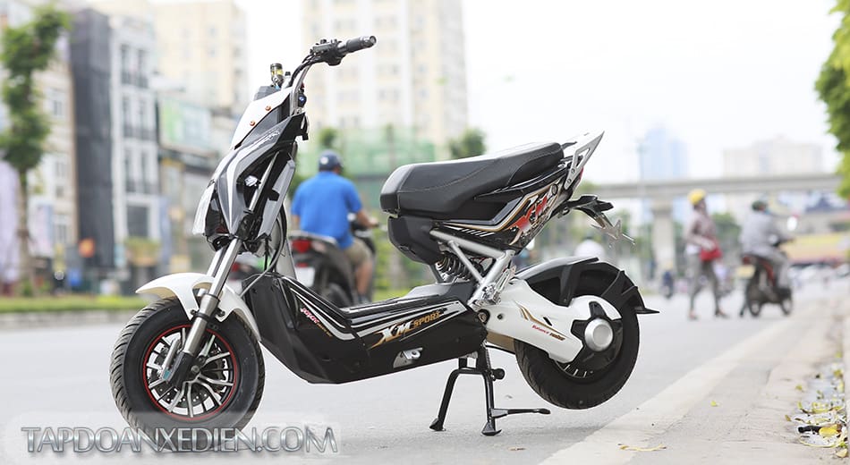 xe điện Xmen Fuji số l&ugrave;i