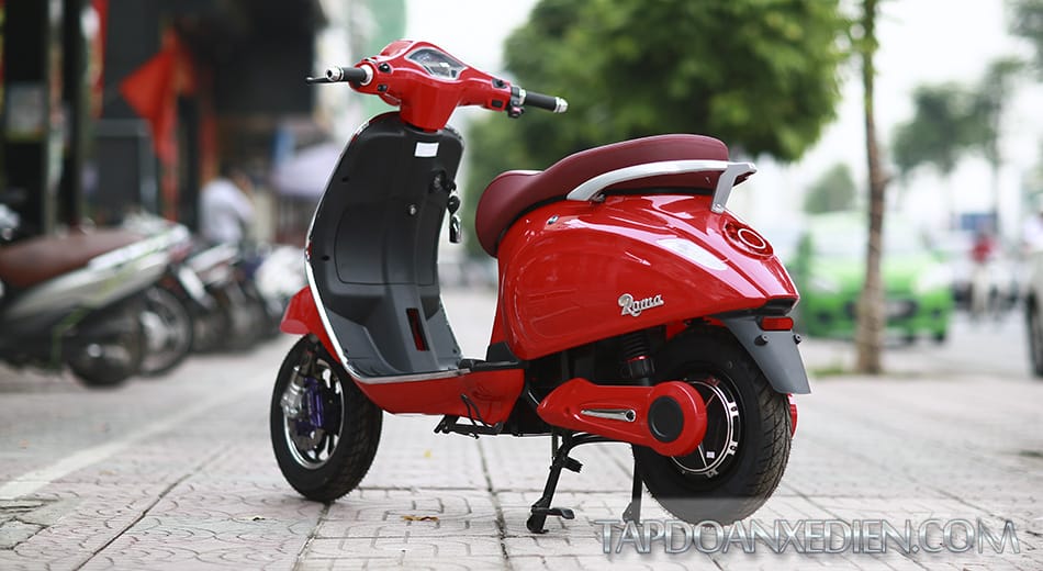 XE MÁY ĐIỆN VESPA ROMA