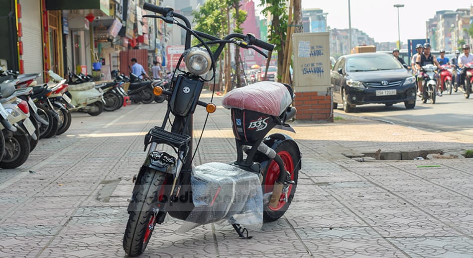 XE MÁY ĐIỆN GIANT M133S